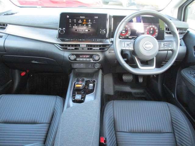 オーラ 1.2 G レザーエディション NissanconnectナビTV 全周囲カメラ ドラ ワンオーナ 追突防止 レーダークルーズ 車線逸脱警報装置 禁煙車 LED ドライブレコーダー 記録簿 バックモニター ETC インテリジェントキー メモリーナビゲーション AW キーレスエントリー(4枚目)