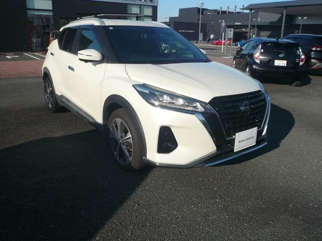 キックス 1.2 X (e-POWER) ナビTV アラウンドカメラ ナビ&TV 追従クルコン スマートキー LEDヘッド レーンアシスト パワーステアリング 盗難防止システム ドライブレコーダー メモリーナビ サイドエアバッグ アルミ AAC キーレス Iストップ(3枚目)