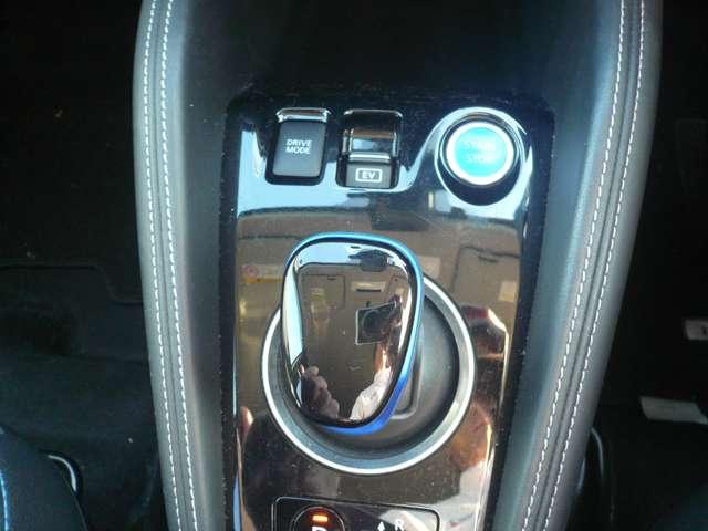 キックス 1.2 X (e-POWER) ナビTV アラウンドカメラ ナビ&TV 追従クルコン スマートキー LEDヘッド レーンアシスト パワーステアリング 盗難防止システム ドライブレコーダー メモリーナビ サイドエアバッグ アルミ AAC キーレス Iストップ(11枚目)