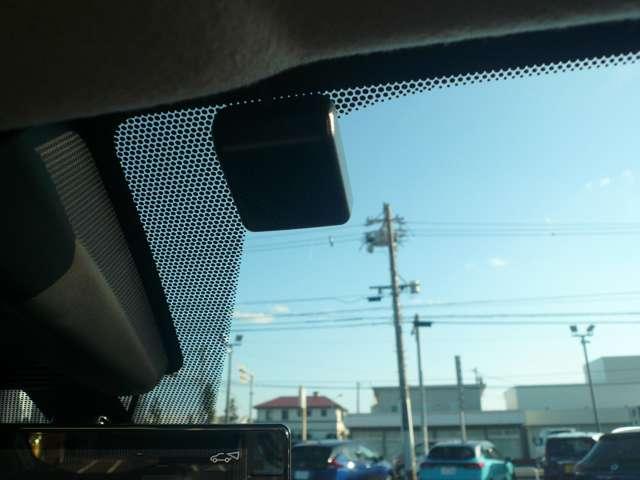 キックス 1.2 X (e-POWER) ナビTV アラウンドカメラ ナビ&TV 追従クルコン スマートキー LEDヘッド レーンアシスト パワーステアリング 盗難防止システム ドライブレコーダー メモリーナビ サイドエアバッグ アルミ AAC キーレス Iストップ(15枚目)