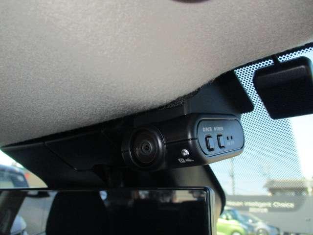 ノート 1.2 X 日産純正MM223D-LナビTV 全周囲カメラ ス リアカメラ 衝突被害軽減ブレ-キ 全方位カメラ ETC付 アルミ 禁煙車 レーダークルーズ レーンアシスト インテリジェントキー ワンオーナー ドラレコ 整備記録簿 ワンセグTV TVナビ 試乗車UP(13枚目)