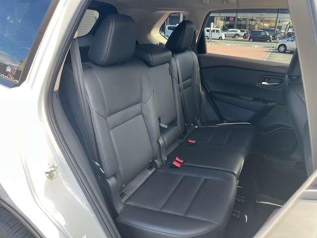 エクストレイル 1.5 X e-4ORCE 4WD 防水シート エマブレ 1オーナー レーンキープアシスト アダプティブクルーズコントロール 禁煙 バックモニター 試乗車UP LEDヘッドライト ドラレコ インテリジェントキー ETC 4WD 寒冷地仕様 AAC(19枚目)