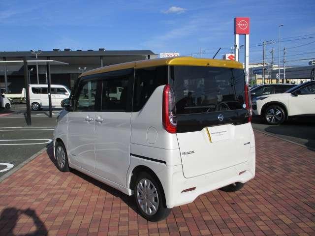 ルークス ６６０　Ｘ　社外品ナビＴＶ　ＥＴＣ　ドラレコ　アラモニ　前後衝突軽減ブレーキ　ワンオーナー車　ＥＴＣ　スマートキー　定期点検記録簿　キーフリー　ドライブレコーダー　ｉ－ｓｔｏｐ　フルオートエアコン　パワーウインドウ　ＬＥＤ　バックカメラ　ＡＢＳ（8枚目）