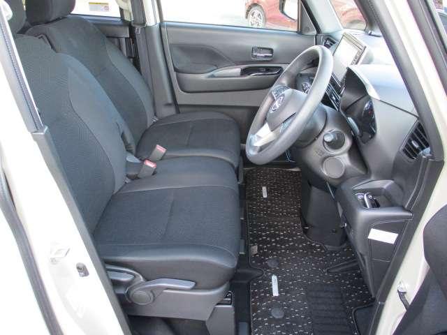 ルークス 660 ハイウェイスターX 日産純正MM223D-LナビTV 全周囲カメラ アイスト 衝突被害軽減ブレ-キ クルコン マルチビューカメラ 車線逸脱警報装置 LED スマートキー パワーウィンドウ ワンオーナー カーテンエアバック ドライブレコーダー ナビTV バックカメラ(17枚目)