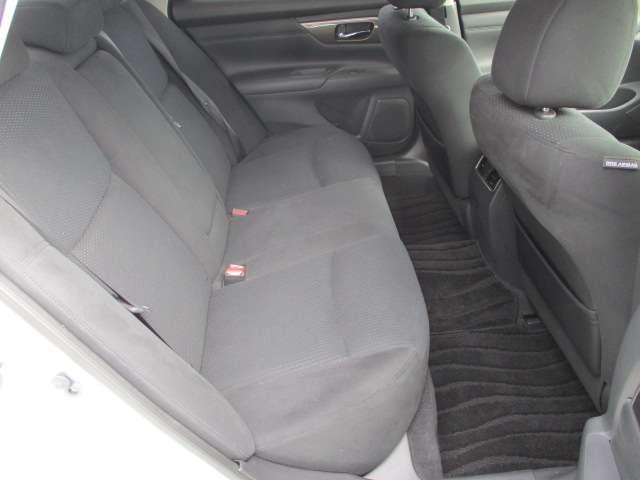 ティアナ 2.5 XL バックカメラ ETC セキュリティアラーム ワンオーナー車 スマキー LDW カーテンエアバック AAC パワーウインドウ ETC Bカメラ アルミホイール キーレス メモリーナビ ワンセグTV ABS ナビTV パワーステアリング エアバッグ(16枚目)