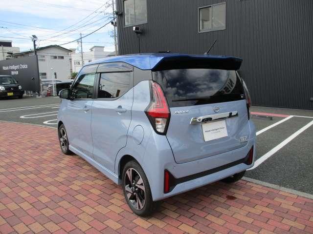 デイズ 660 ハイウェイスターGターボ プロパイロット エディション ナビTV 前後方ドラレコ ETC アルミ エアバック ETC車載器 LEDヘッドライト レーダークルーズ インテリジェントキー 禁煙車 レーンアシスト キーレス ドライブレコーダー サイドカメラ アイドリングストップ エアコン ABS(8枚目)