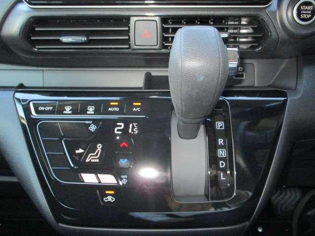 デイズ 660 ハイウェイスターX ナビゲーションアラウンドビューモニター付 ブレーキサポート 禁煙 全周囲カメラ LED ドライブレコーダー 1オーナー インテリジェントキー レーンキープ バックカメラ ナビTV アイドリングストップ オートエアコン デュアルエアバッグ(12枚目)