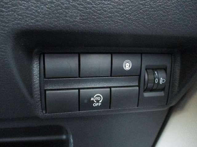 デイズ ６６０　Ｘ　日産純正ＭＭ３１９Ｄ－ＬナビＴＶ　アラウンドＭ　踏み間違え防止　スマートキー　バックカメラ　１オーナー　レーンキープ　アイドリングストップ　ドライブレコーダー　キーレス　フルオートエアコン　ナビＴＶ　ＷＡＢ　記録簿　運転席エアバック（14枚目）