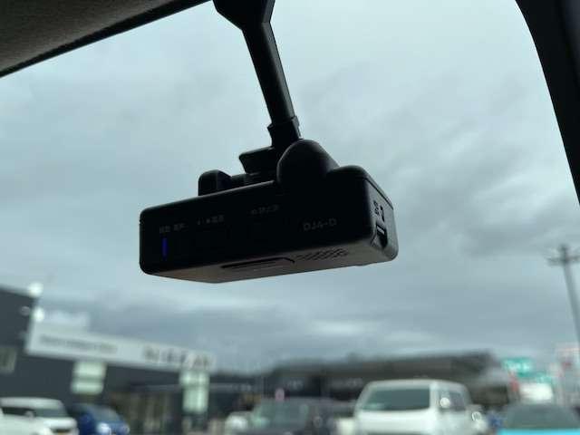 ルークス 660 ハイウェイスターX ナビTV アラウンドカメラ フロントドライ アイスト 衝突被害軽減ブレ-キ マルチビューカメラ 車線逸脱警報装置 LED スマートキー パワーウィンドウ ワンオーナー カーテンエアバック ドライブレコーダー ナビTV バックカメラ 記録簿(9枚目)