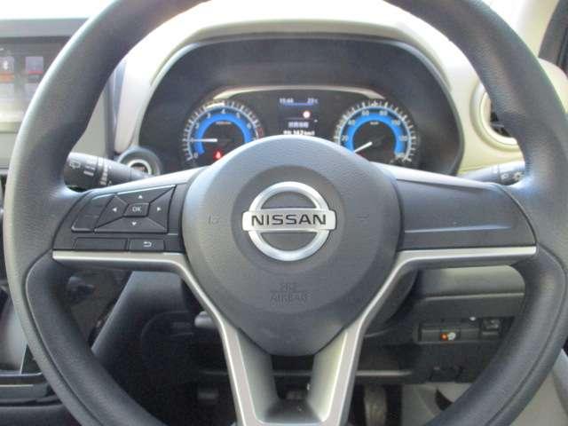 デイズ ６６０　Ｘ　デイスプレイオーデイオ　アラウンドＭ　スマートキー　バックカメラ　１オーナー　アイドリングストップ　キーレス　フルオートエアコン　記録簿　運転席エアバック　ＰＳ　アルミホイール　ＡＢＳ　パワーウィンドウ　サイドカメラ（13枚目）