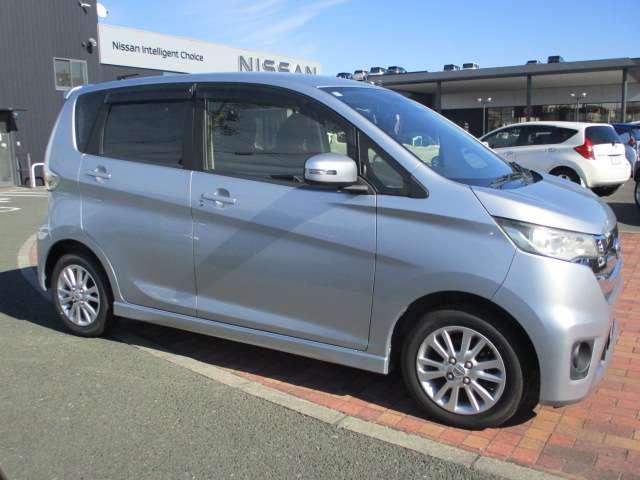 デイズ ６６０　ハイウェイスターＸ　キセノンヘッドライト　ＥＴＣ　全席ＰＷ　ＩＳＴＯＰ　テレビ　ダブルエアバッグ　ＰＳ　スマキー　Ｂカメラ　ＡＡＣ　盗難防止システム　ＥＴＣ　アルミホイール　キーフリーシステム　ＡＢＳ　１セグＴＶ　エアバック　車線逸脱警告（3枚目）