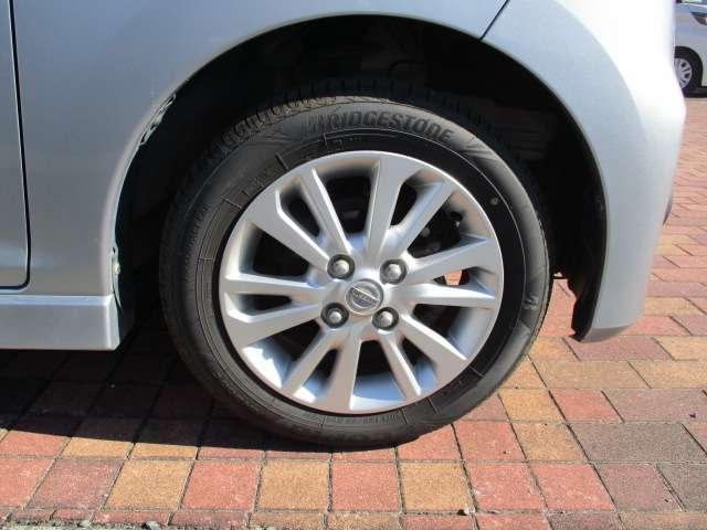 デイズ ６６０　ハイウェイスターＸ　キセノンヘッドライト　ＥＴＣ　全席ＰＷ　ＩＳＴＯＰ　テレビ　ダブルエアバッグ　ＰＳ　スマキー　Ｂカメラ　ＡＡＣ　盗難防止システム　ＥＴＣ　アルミホイール　キーフリーシステム　ＡＢＳ　１セグＴＶ　エアバック　車線逸脱警告（19枚目）