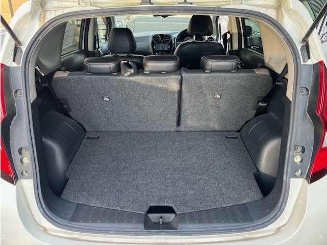 ノート １．２　ｅ－ＰＯＷＥＲ　メダリスト　被害軽減ブレーキ　ＴＶナビ　ドライブレコーダ　バックモニター　インテリキー　アイドリングストップ　盗難防止装置　ＬＥＤランプ　車線逸脱警報システム　キーフリー　アルミホイール　ＥＴＣ　オートエアコン（18枚目）