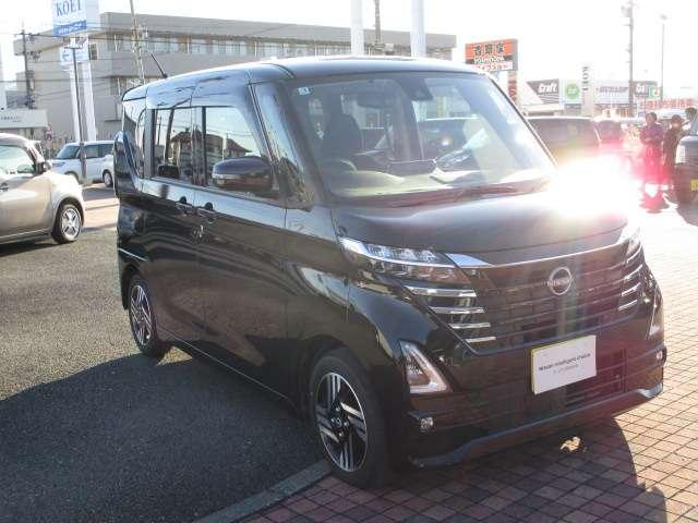 ルークス ６６０　ハイウェイスターＸ　ナビゲーションアラウンドビューモニター　アイスト　衝突被害軽減ブレ－キ　助手席側オートスライドドア　マルチビューカメラ　車線逸脱警報装置　禁煙　ＥＴＣ　ＬＥＤ　スマートキー　パワーウィンドウ　ワンオーナー　ドライブレコーダー　ナビＴＶ（3枚目）