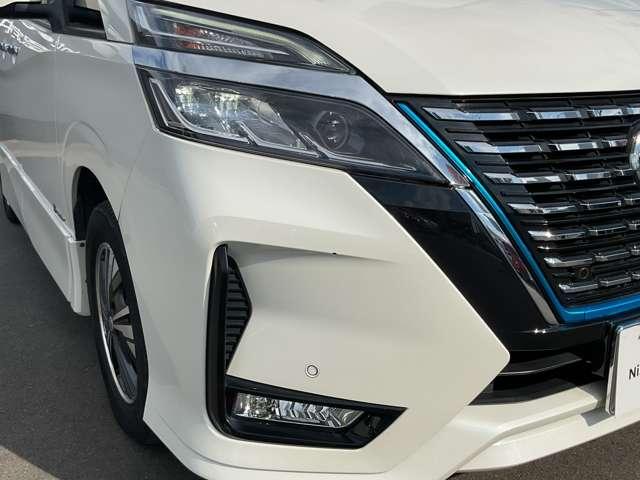 セレナ 1.2 e-POWER ハイウェイスター V 純正ナビ LEDライト ドラレコ 全周囲カメラ エマジェンシーブレーキ 1オナ スマキー LED レーンアシスト クルコン ETC ドラレコ サイドカーテンエアバック フルオートエアコン アルミホイール エアバック メモリーナビ キーフリー ABS(5枚目)