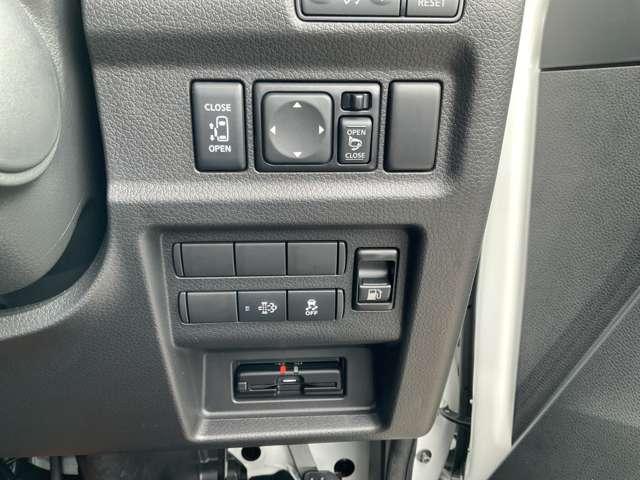 キャラバン 2.4 プレミアムGX ロングボディ ディーゼルターボ 純正ナビ LEDライト アラウンドモニター ETC LEDヘッド メモリーナビ バックカメラ エアコン ドライブレコーダー パワーウィンドウ パワーステアリング スマートキー&プッシュスタート 踏み間違い防止アシスト(20枚目)