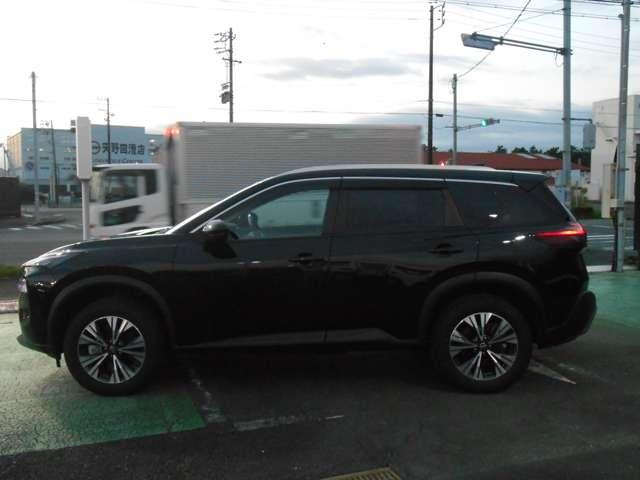 エクストレイル 1.5 X e-4ORCE 4WD NissanconnectナビTV 全周囲カメラ ドラ エマブレ 1オーナー レーンキープアシスト アダプティブクルーズコントロール 禁煙 バックモニター 試乗車UP LEDヘッドライト ドラレコ インテリジェントキー ETC 4WD 記録簿 AAC(6枚目)