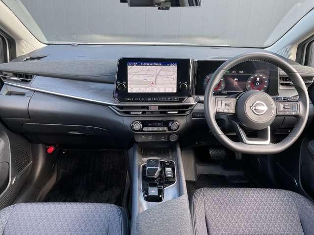 オーラ １．２　Ｇ　純正ナビ　ＬＥＤライト　ドラレコ　自動（被害軽減）ブレーキ　試乗車アップ　ＬＥＤ　ＬＫＡ　ＥＴＣ　ドライブレコーダー　カーテンエアバッグ　アルミホイール　インテリジェントキー　パワーウィンドウ　ワンオーナー　フルオートエアコン　記録簿（4枚目）