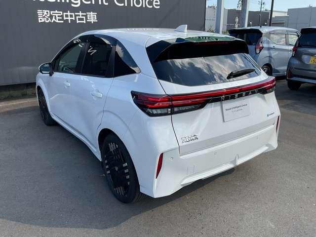 オーラ １．２　Ｇ　純正ナビ　ＬＥＤライト　ドラレコ　自動（被害軽減）ブレーキ　試乗車アップ　ＬＥＤ　ＬＫＡ　ＥＴＣ　ドライブレコーダー　カーテンエアバッグ　アルミホイール　インテリジェントキー　パワーウィンドウ　ワンオーナー　フルオートエアコン　記録簿（5枚目）