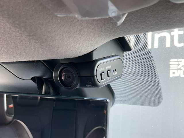 オーラ １．２　Ｇ　純正ナビ　ＬＥＤライト　ドラレコ　自動（被害軽減）ブレーキ　試乗車アップ　ＬＥＤ　ＬＫＡ　ＥＴＣ　ドライブレコーダー　カーテンエアバッグ　アルミホイール　インテリジェントキー　パワーウィンドウ　ワンオーナー　フルオートエアコン　記録簿（16枚目）