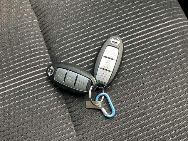 ノート 1.2 X 純正ナビ バックカメラ リアカメラ 衝突被害軽減ブレ-キ ETC付 レーンアシスト インテリジェントキー ワンオーナー ドラレコ 整備記録簿 ワンセグTV TVナビ サイドカーテンエアバック メモリーナビ パワーウィンドウ(20枚目)