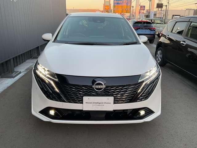 オーラ １．２　Ｇ　自動（被害軽減）ブレーキ　試乗車アップ　ＬＥＤ　ＬＫＡ　サイドカメラ　ＥＴＣ　ドライブレコーダー　カーテンエアバッグ　イモビライザー　アルミホイール　インテリジェントキー　パワーウィンドウ　ナビＴＶ（13枚目）