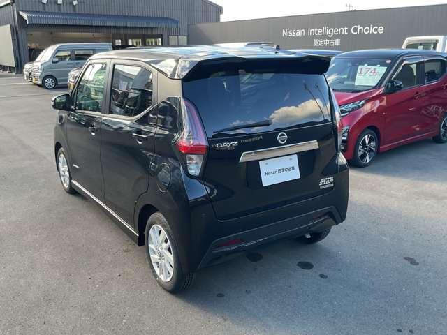 デイズ ６６０　ハイウェイスターＸ　被害軽減ブレーキ　ＬＥＤライト　全周囲カメラ　ブレーキサポート　全周囲カメラ　ＬＥＤ　１オーナー　インテリジェントキー　レーンキープ　アイドリングストップ　オートエアコン　デュアルエアバッグ　記録簿　アルミホイール　パワーステアリング　キーレス（6枚目）