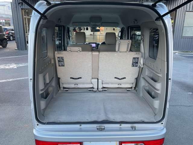NV100クリッパーリオ 660 G ハイルーフ 4WD 純正ナビ LEDライト バックカメラ ETC ブレーキサポート バックモニター スマートキ 盗難防止装置 ETC付き キーフリーシステム エアコン フルタイム4WD ドラレコ 助手席エアバッグ ワンセグTV アルミホイール パワーウィンドウ PS(13枚目)