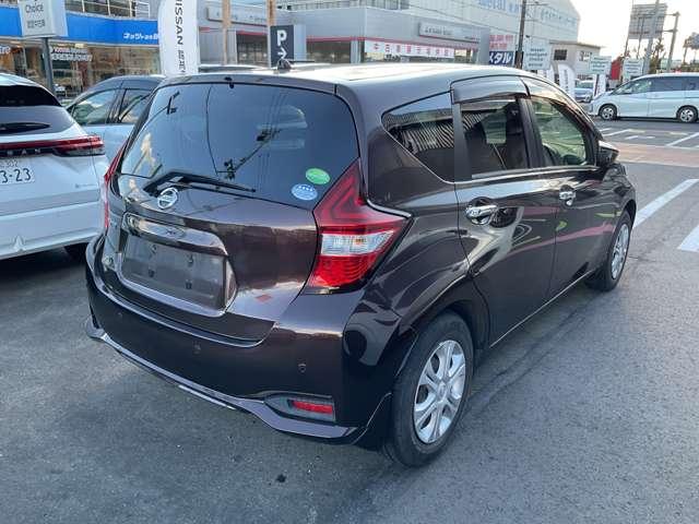 ノート 1.2 X 純正ナビ 全周囲カメラ ETC 被害軽減ブレー レーダーブレーキサポート ETC搭載 スマトキー セキュリティーアラーム キーレス 運転席助手席エアバッグ ナビTV ワンセグ バックカメラ エアコン パワーウィンドウ パワーステアリング ABS(10枚目)