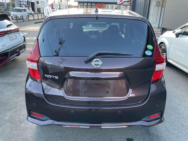 ノート 1.2 X 純正ナビ 全周囲カメラ ETC 被害軽減ブレー レーダーブレーキサポート ETC搭載 スマトキー セキュリティーアラーム キーレス 運転席助手席エアバッグ ナビTV ワンセグ バックカメラ エアコン パワーウィンドウ パワーステアリング ABS(12枚目)