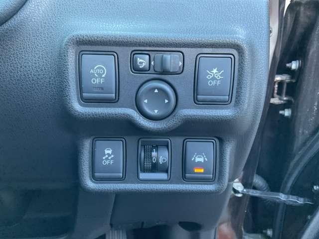 ノート 1.2 X 純正ナビ 全周囲カメラ ETC 被害軽減ブレー レーダーブレーキサポート ETC搭載 スマトキー セキュリティーアラーム キーレス 運転席助手席エアバッグ ナビTV ワンセグ バックカメラ エアコン パワーウィンドウ パワーステアリング ABS(19枚目)