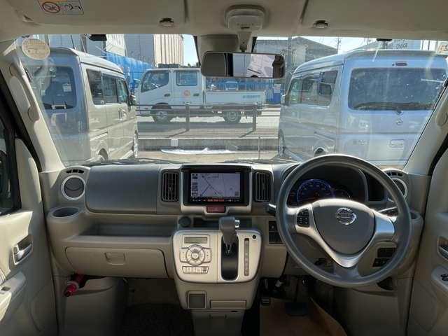 NV100クリッパーリオ 660 E ハイルーフ セキュリティアラーム インテリキー オートエアコン メモリーナビ ナビTV アルミホイール ABS ワンセグ キーレス エアバッグ Wエアバック パワーステアリング 両側スライド片側電動ドア(4枚目)