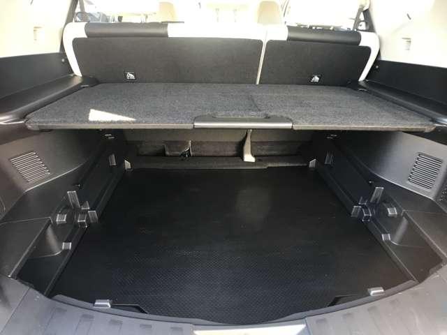 モード・プレミア エマージェンシーブレーキパッケージ 2列車/4WD/全周囲カメラ/メモリーナビ/ワンオーナー(12枚目)