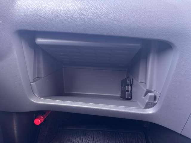 ＮＶ２００バネットバン １．６　ＤＸ　荷室加工棚・テーブル・ベンチ・リヤクーラ（18枚目）