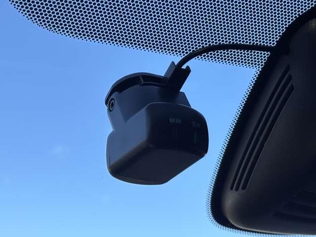 セレナ 2.0 ハイウェイスター V 4WD アラウンドビューモニター・障害物センサー(4枚目)