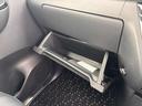 収納スペースもしっかりとあるので、車内を綺麗に保つことができます!