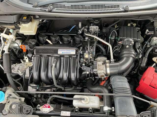 グレイス １．５　ハイブリッド　ＥＸ　ホンダセンシング　ブラック　スタイル　オートクルーズ・メモリーナビゲーション・　Ｒカメラ　盗難防止装置　オートクルーズコントロール　スマートキー　衝突被害軽減ブレーキ　ＥＴＣ　サイドエアバッグ　アイドリングストップ　Ｗエアバック　エアバッグ　オートエアコン　アルミ（15枚目）