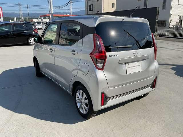 デイズ 660 X LEDヘッドランプ・前後ドライブレコーダー アラウンドM 踏み間違え防止 禁煙 スマートキー イモビライザー バックカメラ 1オーナー レーンキープ アイドリングストップ ドライブレコーダー キーレス フルオートエアコン LEDライト ナビTV(18枚目)