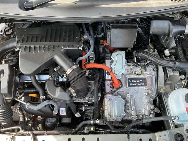 オーラ １．２　Ｇ　レザーエディション　ＢＯＳＥサラウンドシステム・プロパイロット・　ワンオーナ　追突防止　レーダークルーズ　車線逸脱警報装置　禁煙車　ＬＥＤ　ドライブレコーダー　盗難防止　バックモニター　ＥＴＣ　インテリジェントキー　メモリーナビゲーション　ＡＷ　キーレスエントリー（17枚目）