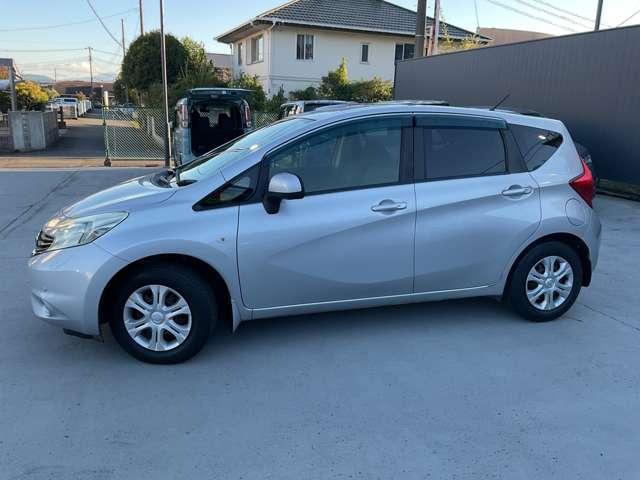 ノート １．２　Ｘ　エマージェンシーブレーキ・メモリーナビ・　全方位モニター　エコモード　ＰＷ　キーフリー　盗難防止システム　オートエアコン　ワンセグテレビ　ナビＴＶ　メモリーナビ　ＰＳ　ＡＢＳ　エアバック　インテリキ－（16枚目）