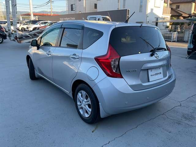 ノート １．２　Ｘ　エマージェンシーブレーキ・メモリーナビ・　全方位モニター　エコモード　ＰＷ　キーフリー　盗難防止システム　オートエアコン　ワンセグテレビ　ナビＴＶ　メモリーナビ　ＰＳ　ＡＢＳ　エアバック　インテリキ－（17枚目）