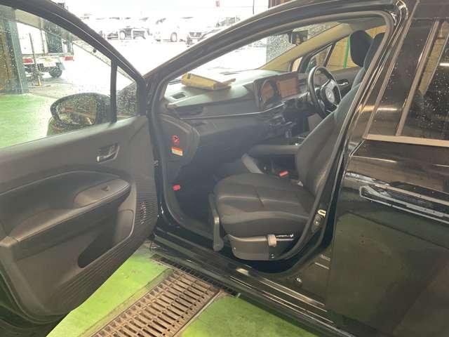 ノート 1.2 X メーカーオプションナビ・SOSコール対応・E 衝突被害軽減ブレ-キ 全方位カメラ ETC付 アルミ レーンアシスト インテリジェントキー ワンオーナー ドラレコ アイドリングストップ 盗難防止システム ワンセグTV TVナビ メモリーナビ ABS(8枚目)