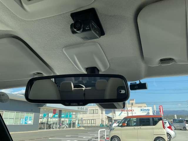 ルークス ６６０　Ｘ　アラウンドビューモニター・前後ドライブレ　アラモニ　前後衝突軽減ブレーキ　ワンオーナー車　禁煙　車線逸脱防止　スマートキー　キーフリー　ドライブレコーダー　ｉ－ｓｔｏｐ　フルオートエアコン　パワーウインドウ　ＬＥＤ　バックカメラ　盗難防止（13枚目）