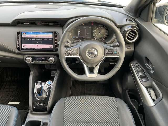 キックス 1.2 X (e-POWER) アラウンドビューモニター・プロパイロット ナビ&TV 追従クルコン スマートキー LEDヘッド レーンアシスト パワーステアリング 盗難防止システム ドライブレコーダー ETC メモリーナビ サイドエアバッグ アルミ AAC キーレス ABS(4枚目)