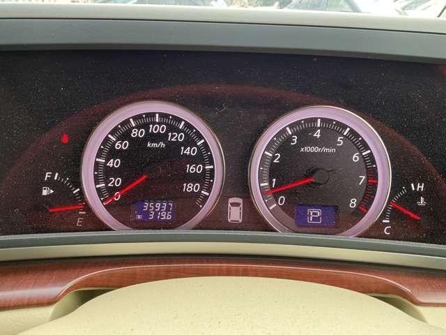 エルグランド ３．５　３５０Ｘ　１年保証付・当時物フルノーマル　両側電動スライドドア　スマートキー（8枚目）