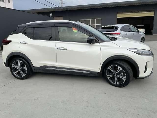 キックス １．２　Ｘ　（ｅ－ＰＯＷＥＲ）　ＥＴＣ・プロパイロット・アラウンドビューモ　ナビ＆ＴＶ　追従クルコン　スマートキー　ＬＥＤヘッド　レーンアシスト　パワーステアリング　盗難防止システム　ドライブレコーダー　ＥＴＣ　メモリーナビ　サイドエアバッグ　アルミ　ＡＡＣ　キーレス　ＡＢＳ（18枚目）
