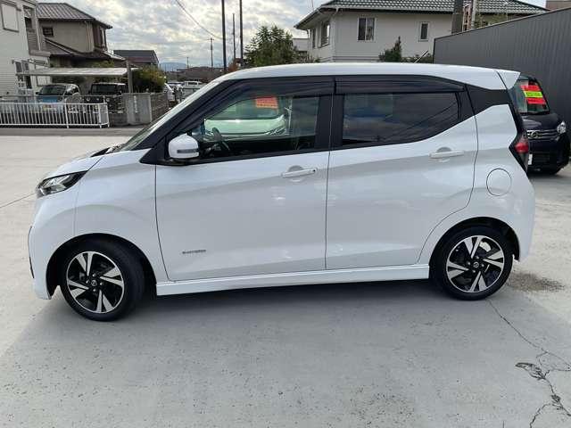 デイズ 660 ハイウェイスターGターボ プロパイロット エディション 前後ドライブレコーダー・アラウンドビュー アルミ イモビ エアバック ETC車載器 LEDヘッドライト レーダークルーズ インテリジェントキー レーンアシスト キーレス ドライブレコーダー サイドカメラ アイドリングストップ エアコン ABS(18枚目)