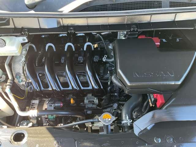 セレナ ２．０　ハイウェイスター　Ｖ　シートヒーター・ハンドルヒーター・プロパ　アラウンドビュ－　アルミ　衝突被害軽減　ＬＤＰ　エアバッグ　両側オートスライドドア　ＬＥＤライト　インテリジェントキー　メモリーナビ　アダプティブクルーズコントロール　アイドリングストップ　ナビＴＶ（17枚目）