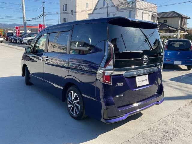 セレナ ２．０　ハイウェイスター　Ｖ　シートヒーター・ハンドルヒーター・プロパ　アラウンドビュ－　アルミ　衝突被害軽減　ＬＤＰ　エアバッグ　両側オートスライドドア　ＬＥＤライト　インテリジェントキー　メモリーナビ　アダプティブクルーズコントロール　アイドリングストップ　ナビＴＶ（20枚目）