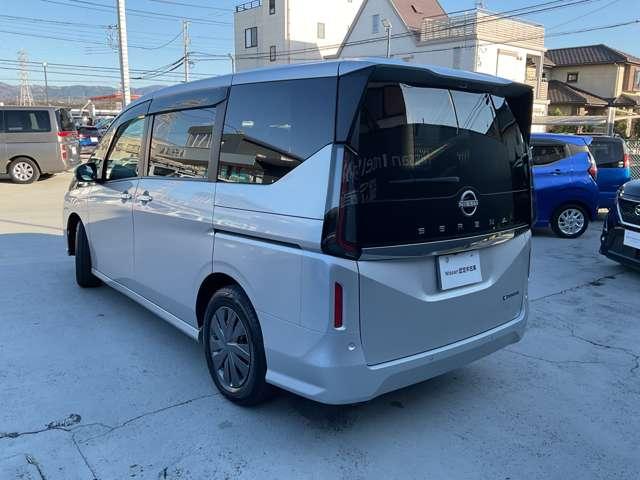 セレナ 1.4 e-POWER XV プロパイロット・ドライブレコーダー・メモ 衝突被害軽減 インテリジェントキー LEDヘッドライト ドライブレコーダー レーンアシスト パワーウィンドウ エアコン アイドリングストップ アダプティブクルーズコントロール パワーステアリング(18枚目)